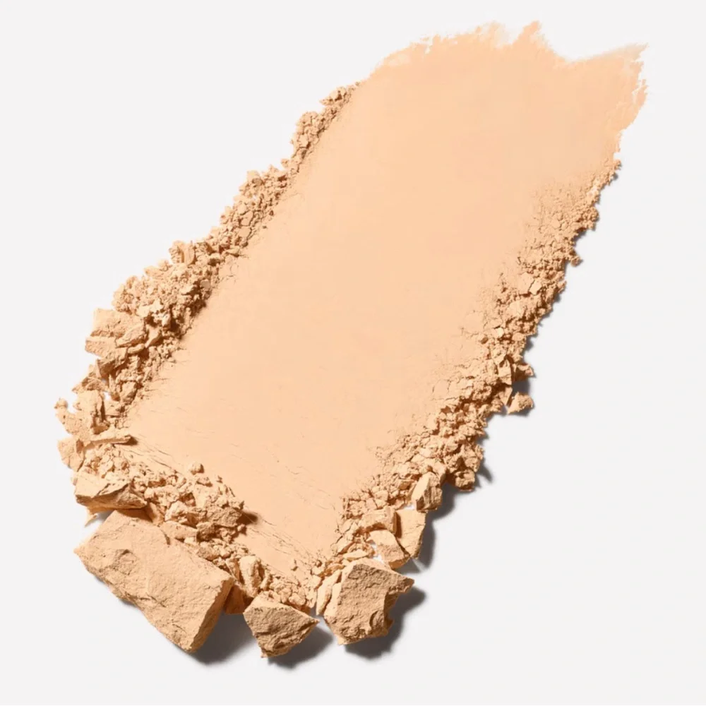 List 6 - MAC- C2 Foundation 12-hour, medium-2-full coverage,controls oil - Picture 4 of 5